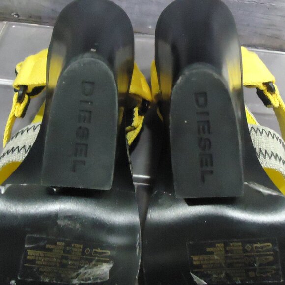 NWOT. SIZE 38. Diesel open toe wedge heel sandals. - Picture 14 of 16